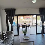 El Apartment *